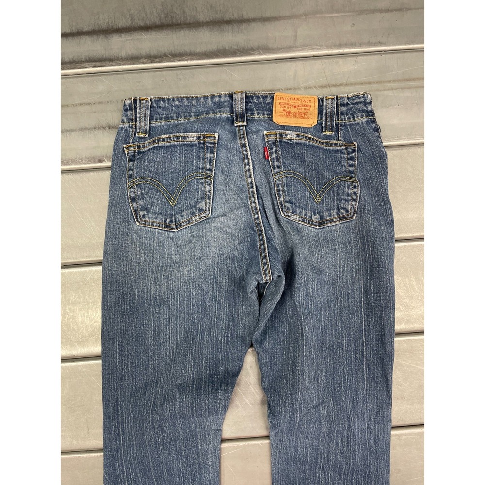 Levis 525‎ Nouveau Low Bootcut Jeans Womens 8M 30x32 Blue Medium Wash Denim - Picture 13 of 16